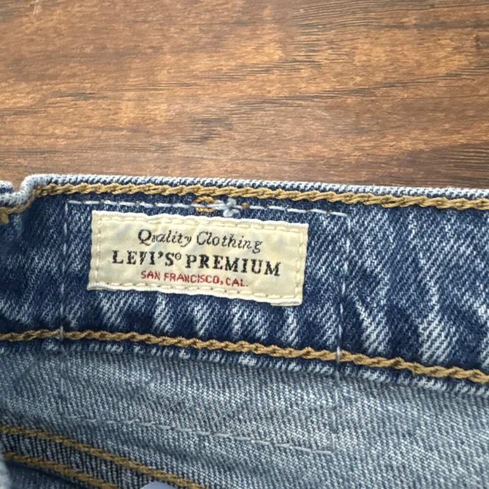 Levis Premium Wedgie Jeans Women's 27 (27.5 x 27) Blue Denim Button Fly Big E - Picture 12 of 15